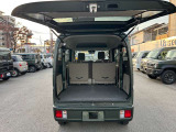 4名乗車の状態で荷室を確保した状態です。荷物がたくさん載ります。