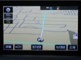 ナビゲーションを装備。タッチパネル式で使い易く、お出かけも楽々です♪
