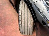 タイヤの残り溝は6ミリ程度です!