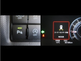 コーナーセンサーを車の前後に装備。障害物までの距離に応じて警告音を変えてお知らせ。縦列駐車時や駐車場・車庫等での取り回しをサポートします。詳細は販売店スタッフまでお尋ね下さい。