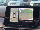 アラウンドビューモニター付きで楽々駐車