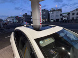 大型ガラスルーフが素敵です。
