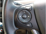 操作性に優れた運転席となります!小物入れや各ボタンの配置にこだわり、使いやすいです!座り心地もよく視認性も良好なのでロングドライブもお任せ下さい!