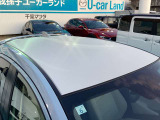 傷や汚れを見落としがちなルーフもキレイです!