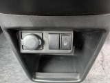 運転席シートのシートヒーターのスイッチです。