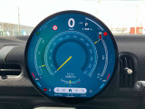 オリジナルサービスもついたMINI自動車保険も取り扱っております。MINI自動車保険にご加入いただくと、万一のトラブルを24時間365日サポートするエマージェンシー・サービスの〈プレミアム〉をご利用いただけます。