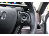 Hondaセンシングの機能のひとつ、アダプティブクルーズコントロール付!アクセルから足を離しても設定したスピードと前車との車間を保ち走行してくれます!車線維持もアシスト☆高速道路で疲労軽減ですね☆