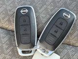インテリジェントキー2個付いてます