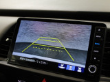 バックカメラが装備されており、後方の安全確認はもちろんのこと狭い場所での駐車や雨の日・夜間など視界の悪いコンディションでのストレスの軽減にもなります!