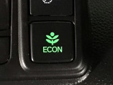 ★ECONスイッチ★ エコドライブを加速しよう!スイッチをONにすると、運転の仕方によるロスを抑え込み燃費をよくするようクルマが頑張ります(*^ー^*)燃費向上にチャレンジ♪