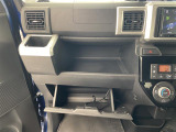 店舗にて現車の確認もいただけますので、お電話で在庫のご確認の上是非ご来店くださいませ!!!