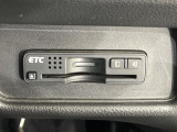 【ETC】高速道路の料金所をストレスなく通過!話題のスポットやサービスエリアに多い「スマートIC」利用時は必須のアイテムです。当店でセットアップを実施、ご納車当日からすぐにご利用いただけます!