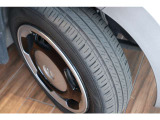 【タイヤ】タイヤの状態は写真の通りです。溝の深さなども是非、写真でご確認ください!