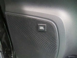 オーディオブランド「JBL」の車載オーディオシステムを搭載。