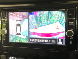 【アラウンドビューモニター】専用のカメラにより、上から見下ろしたような視点で360度クルマの周囲を確認することができます☆死角部分も確認しやすく、狭い場所での切り返しや駐車もスムーズに行えます。