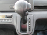 操作性に優れたインパネシフト採用。