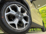 【純正15インチアルミホイール】外観にマッチした純正アルミホイールを装着しております。各種社外アルミホイールや、スタッドレスタイヤも取扱いしております。是非ご相談ください♪