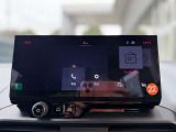 カープレイ、アンドロイドオートに対応し、スマートフォン内のコンテンツを使うことができます。もちろんナビ機能もご使用可能です。