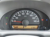シンプルで見やすいインパネ