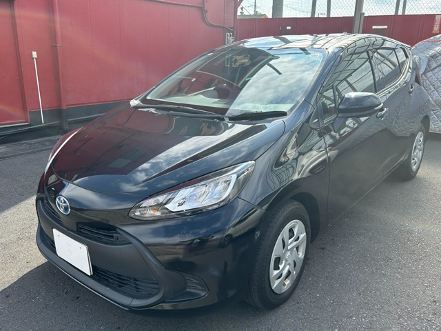 アクア 1.5 X ワンオーナー車・純正ナビ・TV・バックカメ（6AA-MXPK11）