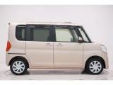 県内13店舗にて常時500台以上ダイハツ車を展示中です。見て、触って、納得のいく一台をぜひ見つけてください。