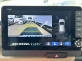 バックカメラも付いています! 運転が不慣れな方でも安心して駐車が可能です!
