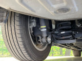 お車を安心してお乗りいただく為には、足回りの定期点検が欠かせません。サービスサポート(有償保証)では無料点検もご提供しており、安心のカーライフをお過ごしいただけるサポート体制が整っています。