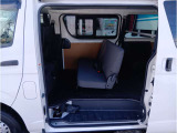 ■一台一台丁寧な整備をこころがけております♪■当店展示車輌は全て車検整備はもちろん、車検残のあるお車でも、当店自慢の熱い整備スタッフが点検整備をしっかり完了させてからお客様へお渡し致します♪