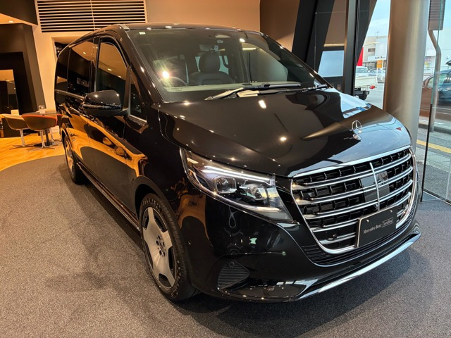 VクラスV220d エクスクルーシブ ロング プラチナスイート