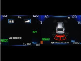 コーナーセンサーを車の前後に装備。障害物までの距離に応じて警告音を変えてお知らせ。縦列駐車時や駐車場・車庫等での取り回しをサポートします。詳細は販売店スタッフまでお尋ね下さい。
