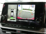 全方位カメラ&コーナーセンサーも装備されているので駐車が苦手な方も安心です♪