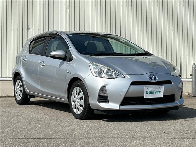 アクア 1.5 S 修復歴無し