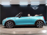 MINIのアロイ・ホイールは、MINIらしさの象徴である、ゴーカート・フィーリングを向上させるために技術の粋を集めて開発されています。