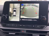 アラウンドビューモニターです☆車の前後左右にカメラがついており駐車時には上から車を見たような画面が見れますので、4方向の状況を確認することができる便利な機能です☆