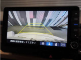 【バックカメラ】後退時も安心。リバース連動で画面が切り替わるのでとっても便利。