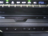 車内でCD DVDのメディアが楽しめます。