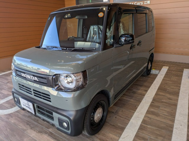 N-BOXジョイ 2トーン