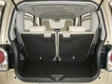 広々としたラゲージスペースを備えています。ライフスタイルに合わせていろいろな物を積み込めます!