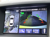 【アラウンドビューモニター】専用のカメラにより、上から見下ろしたような視点で360度クルマの周囲を確認することができます☆死角部分も確認しやすく、狭い場所での切り返しや駐車もスムーズに行えます。