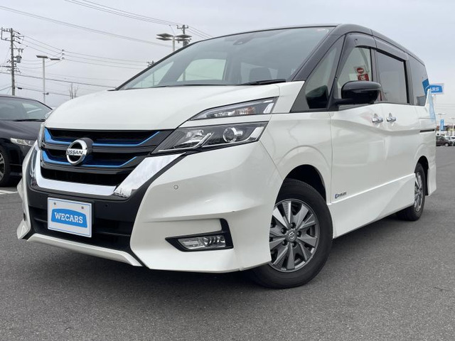 セレナ 1.2 e-POWER ハイウェイスターV 