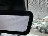 ★デジタルインナーミラー★車両後方カメラの映像をミラーに映すことで、後席に人や荷物があっても見ることができます!