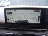 地デジチューナー内蔵の純正メモリーナビが装備されています。