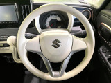 ステアリングも使用感が少なく、きれいな状態となっております♪