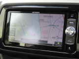 メモリーナビ装備で、知らない場所もあっという間に検索♪ちょっとしたお出かけや旅行もこれでバッチリですね。