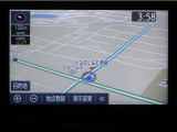 ナビゲーションを装備。タッチパネル式で使い易く、お出かけも楽々です♪