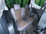 3列目シートはもちろん状態良好☆大人でもゆったりと座って頂けますので、大人数でのお出かけもラクラクです♪ご家族で、気の知れた仲間で、ドライブに行くのが楽しみですね♪