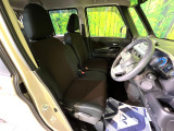運転席シート廻りは使用感も少なく、良好な状態となっています。丁寧に使われていたことがよくわかりますね。