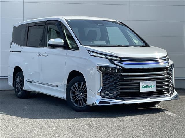 ヴォクシー1.8 ハイブリッド S-Z E-Four 4WDワンオーナー