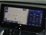 【12.3インチ純正ナビ】純正ナビを装備。タッチパネル式で使いやすく、詳細地図により目的地をピンポイントで設定できます。初めての道でも迷いにくく、ロングドライブも快適ですよ♪