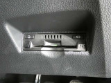 ETC車載器付きです。高速道路の料金所渋滞も解消!落ち着いてスムーズに通過できます。今や必需品の一つとなった装備ですね。